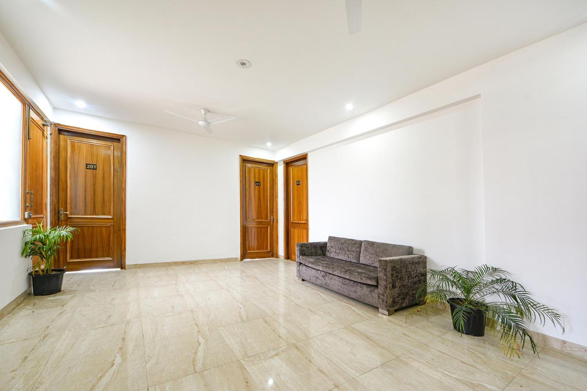 Fabhotel Ar Suites Gurgaon Exterior photo