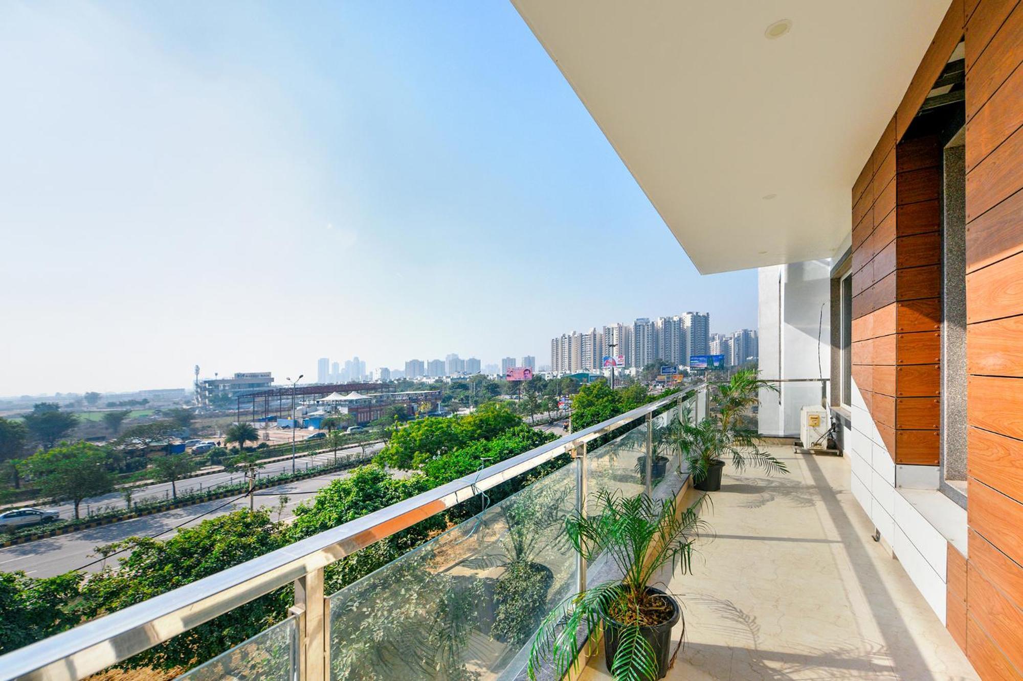 Fabhotel Ar Suites Gurgaon Exterior photo