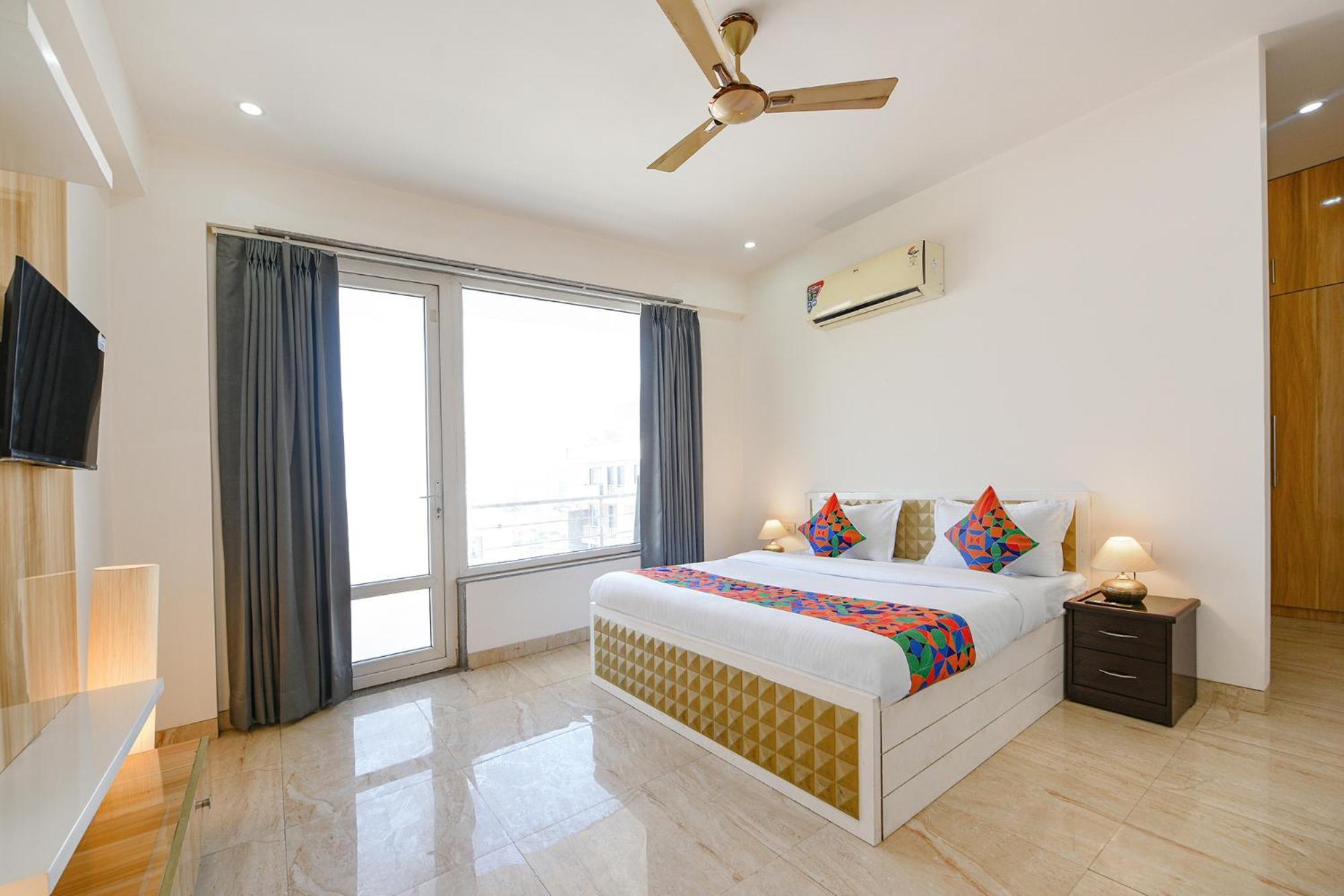 Fabhotel Ar Suites Gurgaon Exterior photo